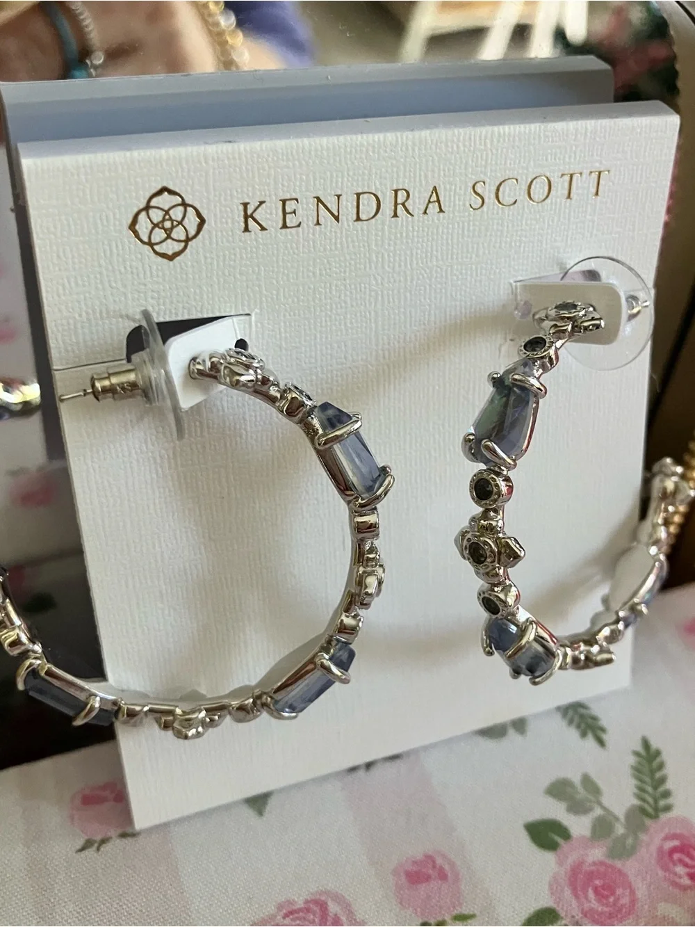 Kendra Scott many tone